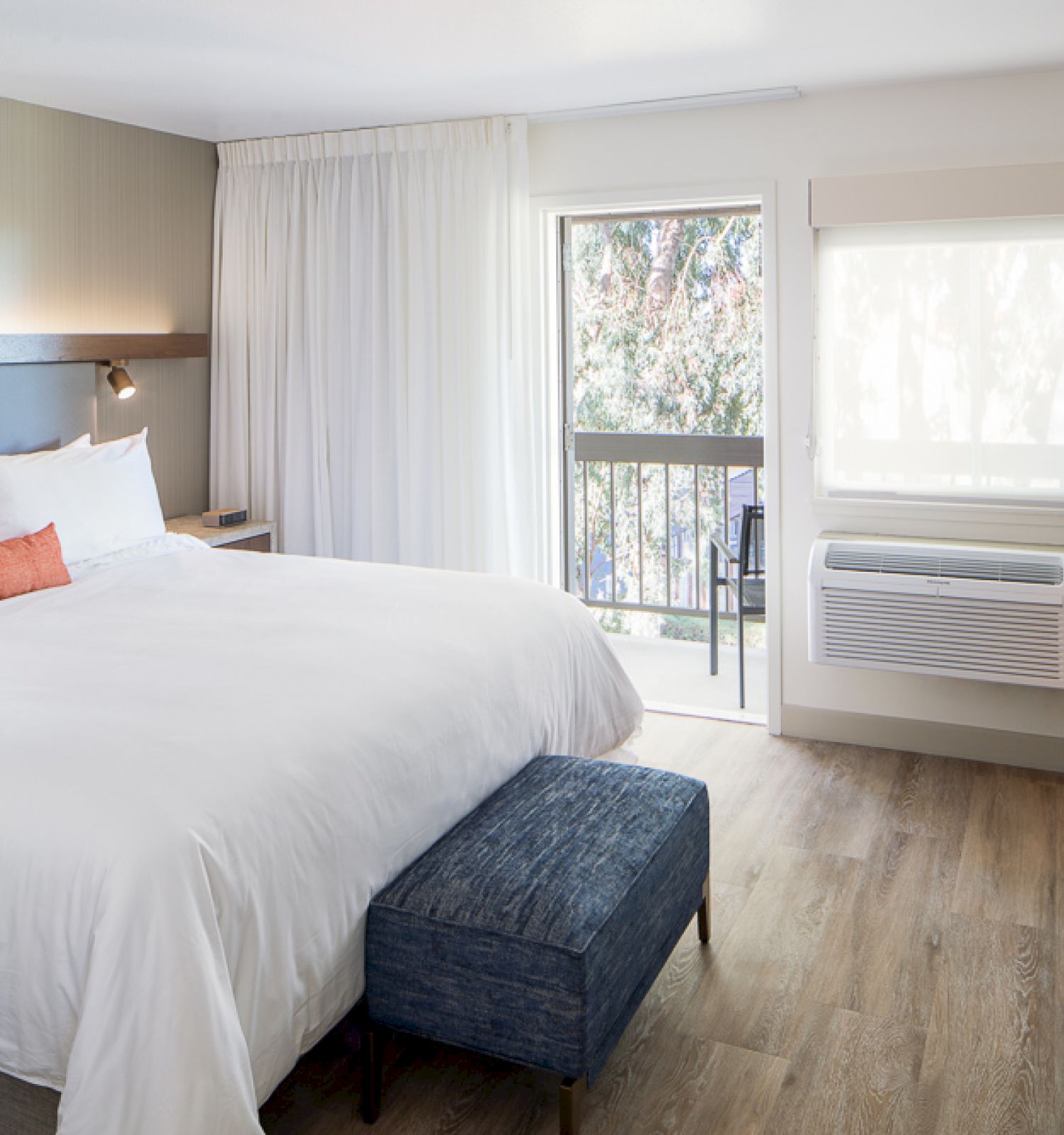 domainhotelsv