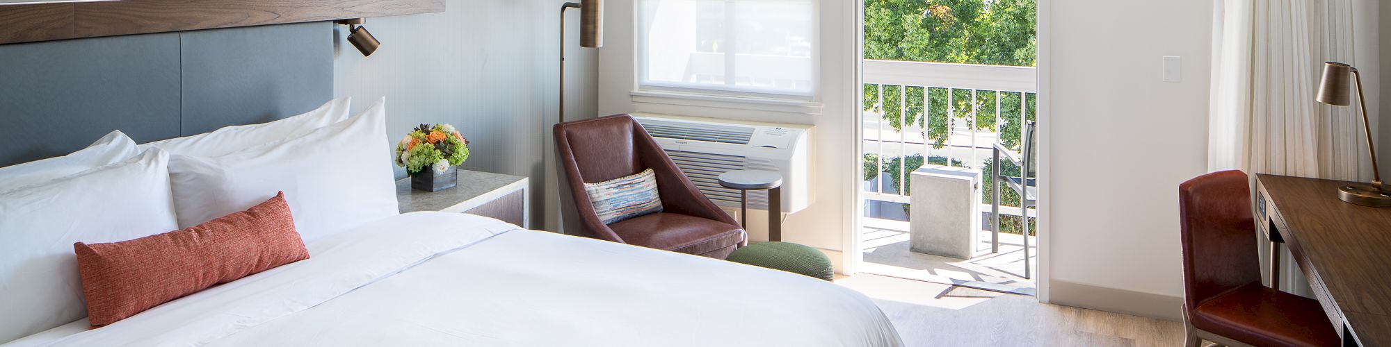domainhotelsv