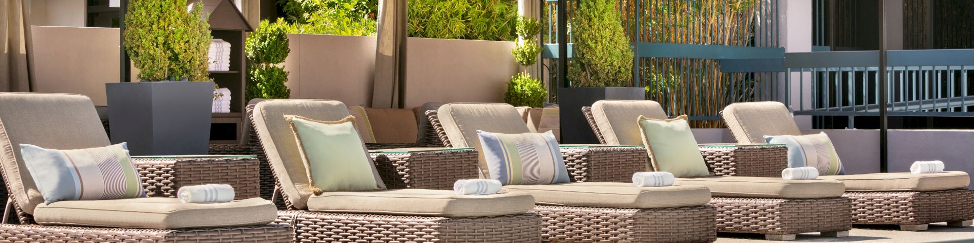 domainhotelsv