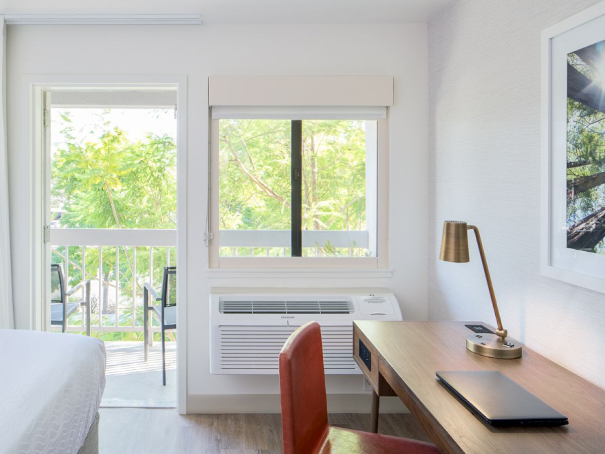 domainhotelsv
