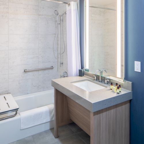 domainhotelsv