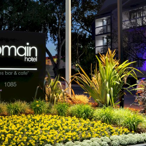 domainhotelsv
